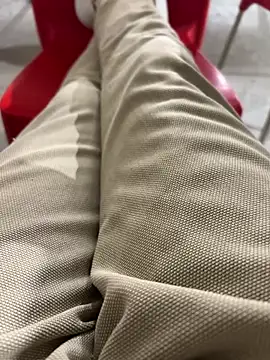 petiteyanel online show from January 16, 2026, 12:03 am