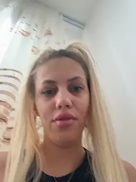 CellineGold online show from January 18, 2026, 11:25 am