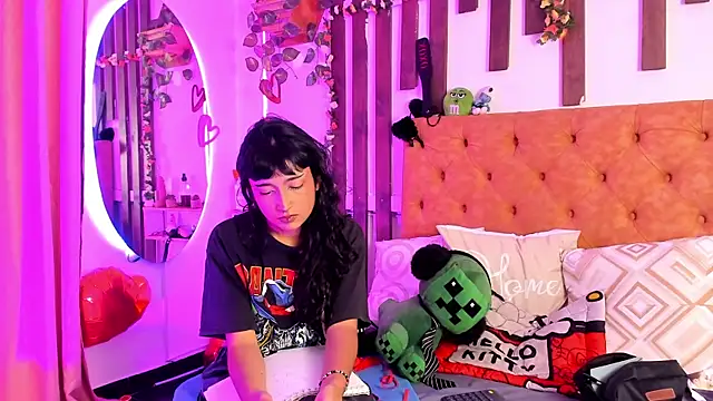 Snapshot of MeowMota_ chatting on March 14, 2026, 7:08 pm MeowMota online show from March 14, 2026, 7:08 pm