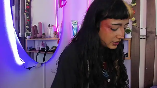 Snapshot of MeowMota_ chatting on April 28, 2026, 6:24 pm MeowMota online show from April 28, 2026, 6:24 pm