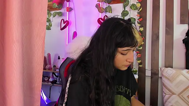 Snapshot of MeowMota_ chatting on May 24, 2026, 5:07 pm MeowMota online show from May 24, 2026, 5:07 pm