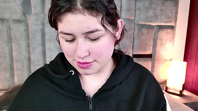 azul veraa online show from March 27, 2026, 12:27 pm