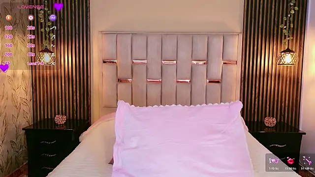 scarlettt ss online show from April 23, 2026, 2:57 am