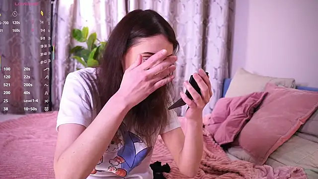 Snapshot of Ruby_blossom_ chatting on February 6, 2026, 8:56 pm Ruby blossom online show from February 6, 2026, 8:56 pm