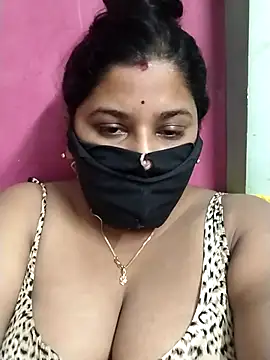 pinkisaha75 online show from May 28, 2026, 1:41 pm