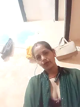 Snapshot of Hasmi_hot09 chatting on March 9, 2026, 5:28 pm Hasmi hot09 online show from March 9, 2026, 5:28 pm