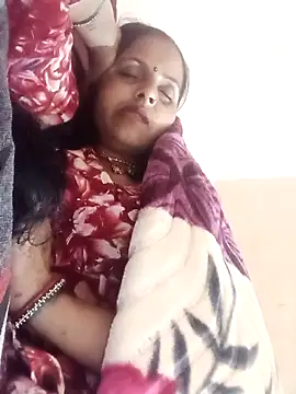 Snapshot of Hasmi_hot09 chatting on April 2, 2026, 7:55 pm Hasmi hot09 online show from April 2, 2026, 7:55 pm