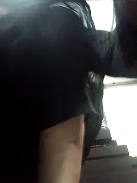 Snapshot of Hasmi_hot09 chatting on April 7, 2026, 10:37 am Hasmi hot09 online show from April 7, 2026, 10:37 am