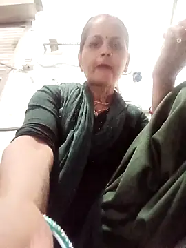 Snapshot of Hasmi_hot09 chatting on April 8, 2026, 2:17 pm Hasmi hot09 online show from April 8, 2026, 2:17 pm