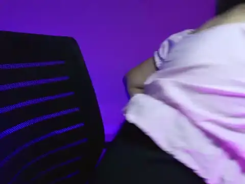 CutieVibe01 online show from January 14, 2026, 4:23 pm