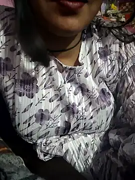 Nilam cute online show from May 22, 2026, 2:22 pm