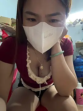 July-love online show from February 10, 2026, 2:32 pm