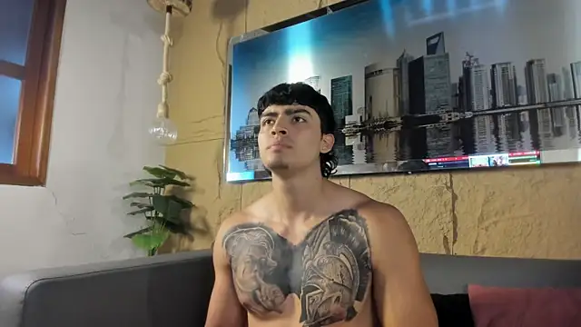 Snapshot of elliot_colton chatting on February 10, 2026, 9:08 pm elliot colton online show from February 10, 2026, 9:08 pm