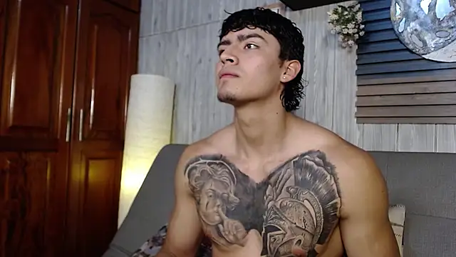 Snapshot of elliot_colton chatting on February 15, 2026, 7:43 pm elliot colton online show from February 15, 2026, 7:43 pm