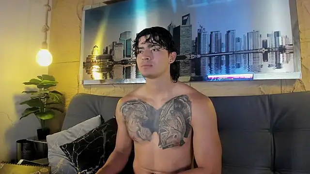 Snapshot of elliot_colton chatting on July 16, 2026, 8:26 pm elliot colton online show from July 16, 2026, 8:26 pm