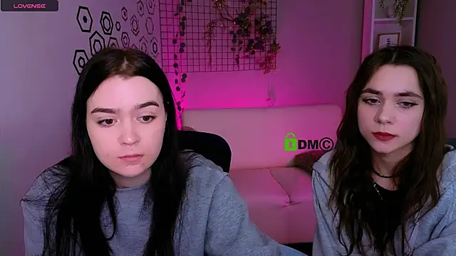 monica xcx online show from February 9, 2026, 10:52 am