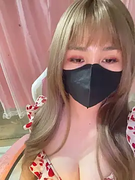 -Violet-t online show from April 5, 2026, 1:30 pm