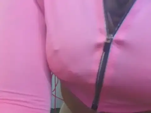 Snapshot of zarcasutra_t chatting on January 8, 2026, 2:30 pm zarcasutra t online show from January 8, 2026, 2:30 pm