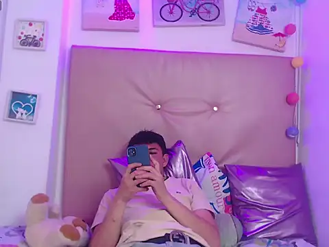 iam  lukas   online show from January 11, 2026, 3:28 pm