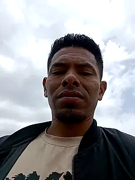 Snapshot of adambrosk_08 chatting on February 8, 2026, 4:43 pm adambrosk 08 online show from February 8, 2026, 4:43 pm