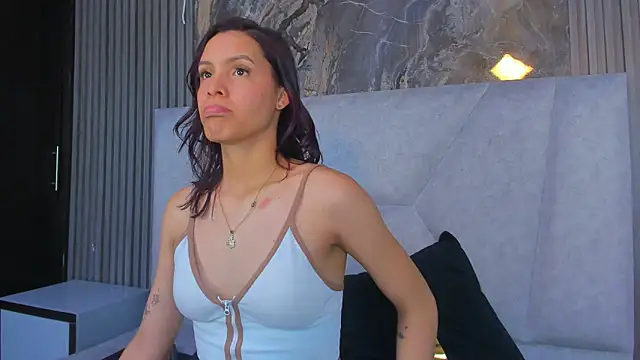 GraceAlexa12 online show from April 22, 2026, 4:08 pm