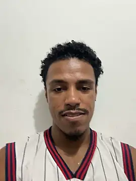 Snapshot of LorenzoBlack27 chatting on February 26, 2026, 12:31 am LorenzoBlack27 online show from February 26, 2026, 12:31 am