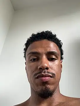 LorenzoBlack27 online show from April 11, 2026, 7:29 pm