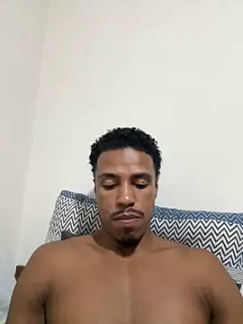 LorenzoBlack27 online show from May 16, 2026, 12:51 am