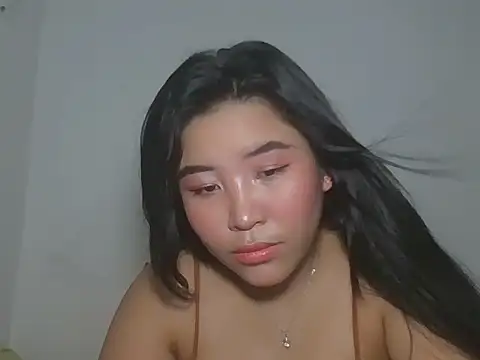 Zyeiii online show from March 6, 2026, 8:11 am