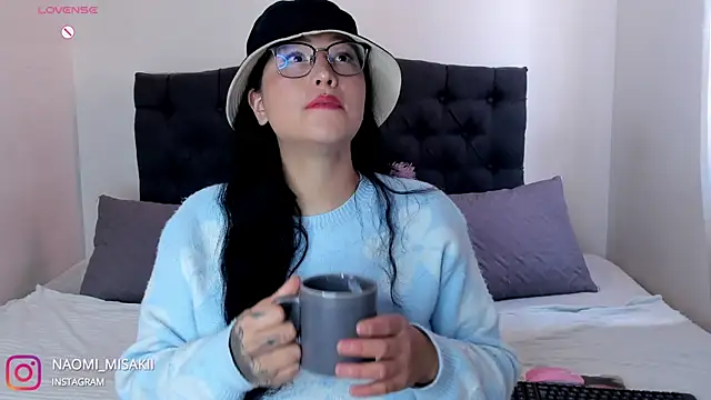 Mia Charlotte2 online show from January 10, 2026, 4:42 pm