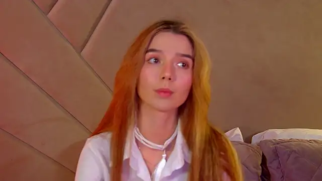 VanessaVienne online show from March 3, 2026, 4:24 pm