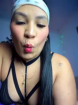YaraXX1 online show from April 2, 2026, 4:43 am