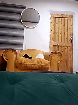 Winterslender online show from March 19, 2026, 6:34 pm