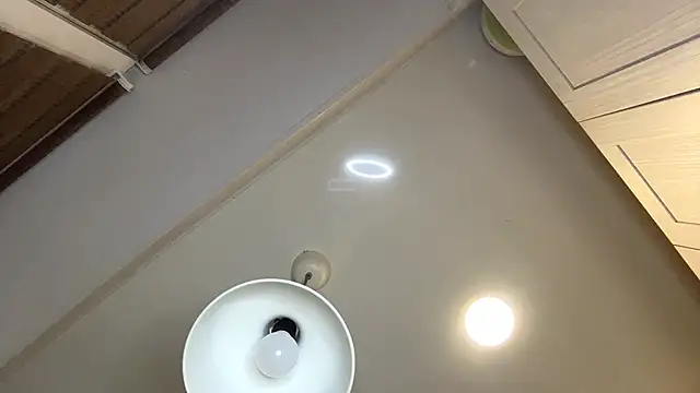 ElsieKuhlmann online show from April 3, 2026, 5:11 pm