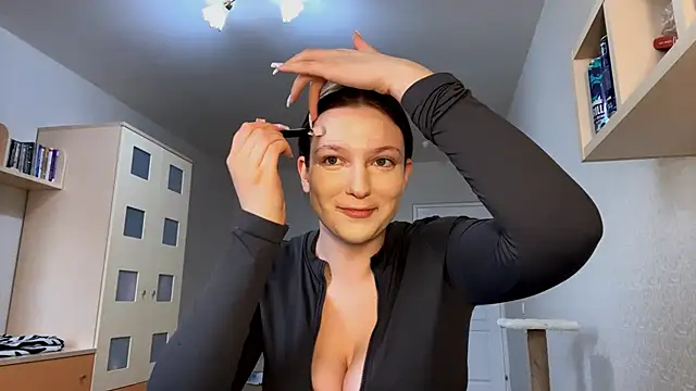 JammieMickiewicz online show from April 10, 2026, 2:22 pm