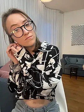 Persephone Kore online show from March 30, 2026, 4:19 pm