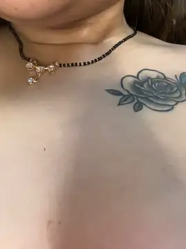 HotNeha08 online show from April 18, 2026, 7:58 pm