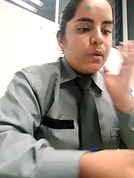 Isabel 3 online show from February 18, 2026, 1:56 am