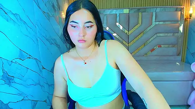 Snapshot of Linda_r_ chatting on January 9, 2026, 7:48 pm Linda r online show from January 9, 2026, 7:48 pm