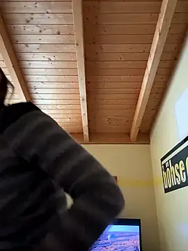 Snapshot of Marina_und_Jayden chatting on January 10, 2026, 12:40 pm Marina und Jayden online show from January 10, 2026, 12:40 pm