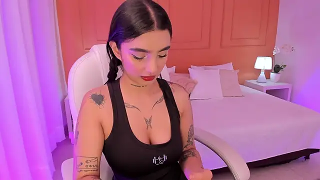 Abriil cutee online show from May 22, 2026, 10:32 am