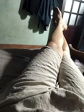 Ginny 2x online show from April 3, 2026, 2:26 pm