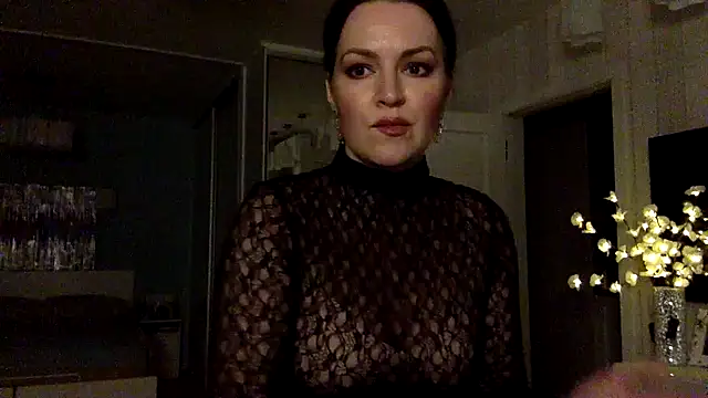 Ivoryne online show from March 3, 2026, 10:04 pm