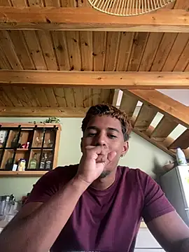 Axel black10 online show from March 10, 2026, 7:46 am