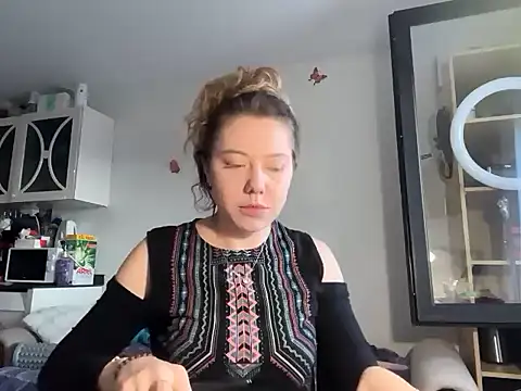 Luxerin online show from February 28, 2026, 3:46 pm