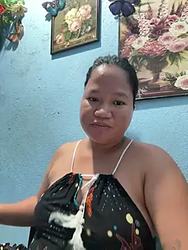 Hottie Pussy online show from June 12, 2026, 5:50 am