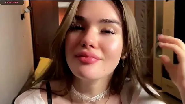 LubaSeirers online show from April 15, 2026, 3:30 pm