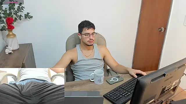 Snapshot of Jay_Grip chatting on February 5, 2026, 1:27 pm Jay Grip online show from February 5, 2026, 1:27 pm