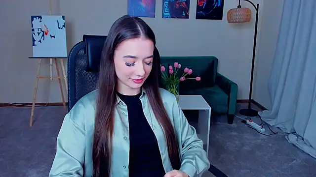 YingKemps online show from January 12, 2026, 8:19 am