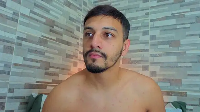 joelcallvil1 online show from May 14, 2026, 8:59 pm